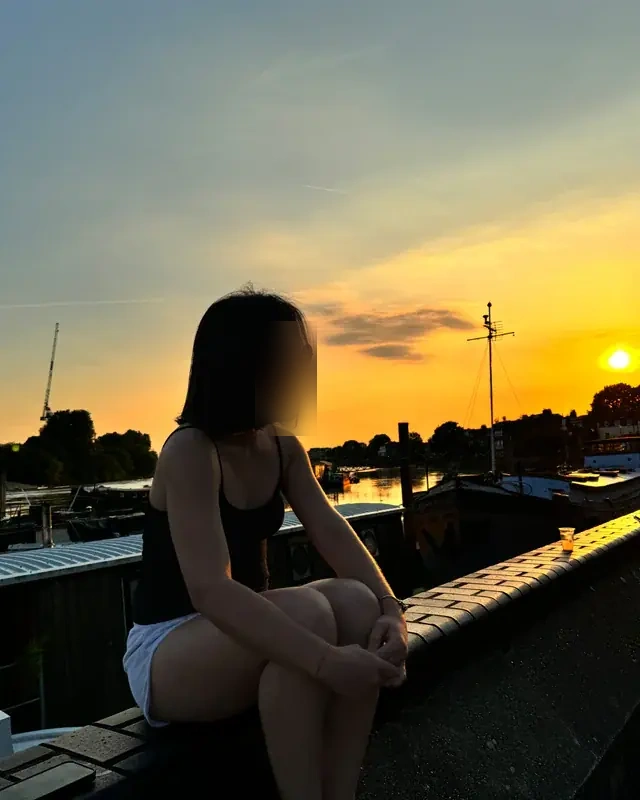 Nadia - Image 3